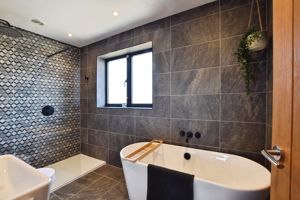 Photo 17- click for photo gallery